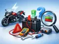 Moto non parte? Batteria scarica, fusibile bruciato, o problema elettrico? Strumenti e un punto interrogativo per capire cosa non va.