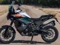 KTM 1290 Super Adventure R, una maxi enduro pronta per l'avventura su ogni terreno.