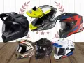 Varietà di caschi da moto, dai modelli da fuoristrada a quelli integrali, tutti progettati per offrire caschi più sicuri.