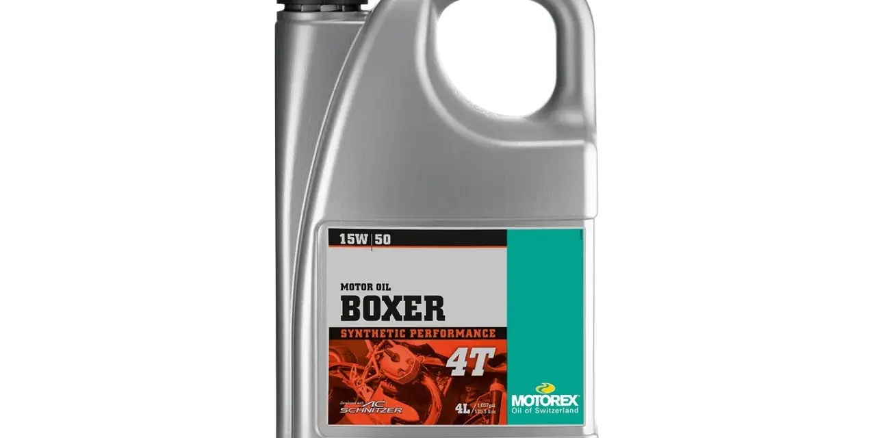 Olio motore Motorex Boxer 4T 15W-50, ideale per la tua BMW R850R. Prestazioni sintetiche per un motore sempre al top.