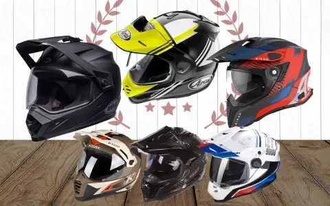 Varietà di caschi da moto, dai modelli da fuoristrada a quelli integrali, tutti progettati per offrire caschi più sicuri.