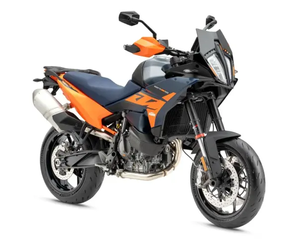 KTM 890 Duke, una moto sportiva con livrea arancione e grigio scuro, pronta per l'avventura.
