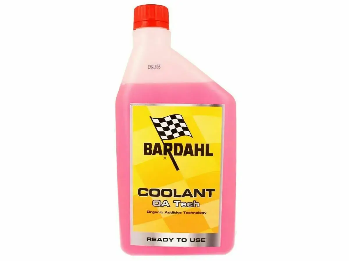Flacone di liquido radiatore rosso Bardahl, pronto all'uso. Questo liquido radiatore rosso va diluito per un uso ottimale.